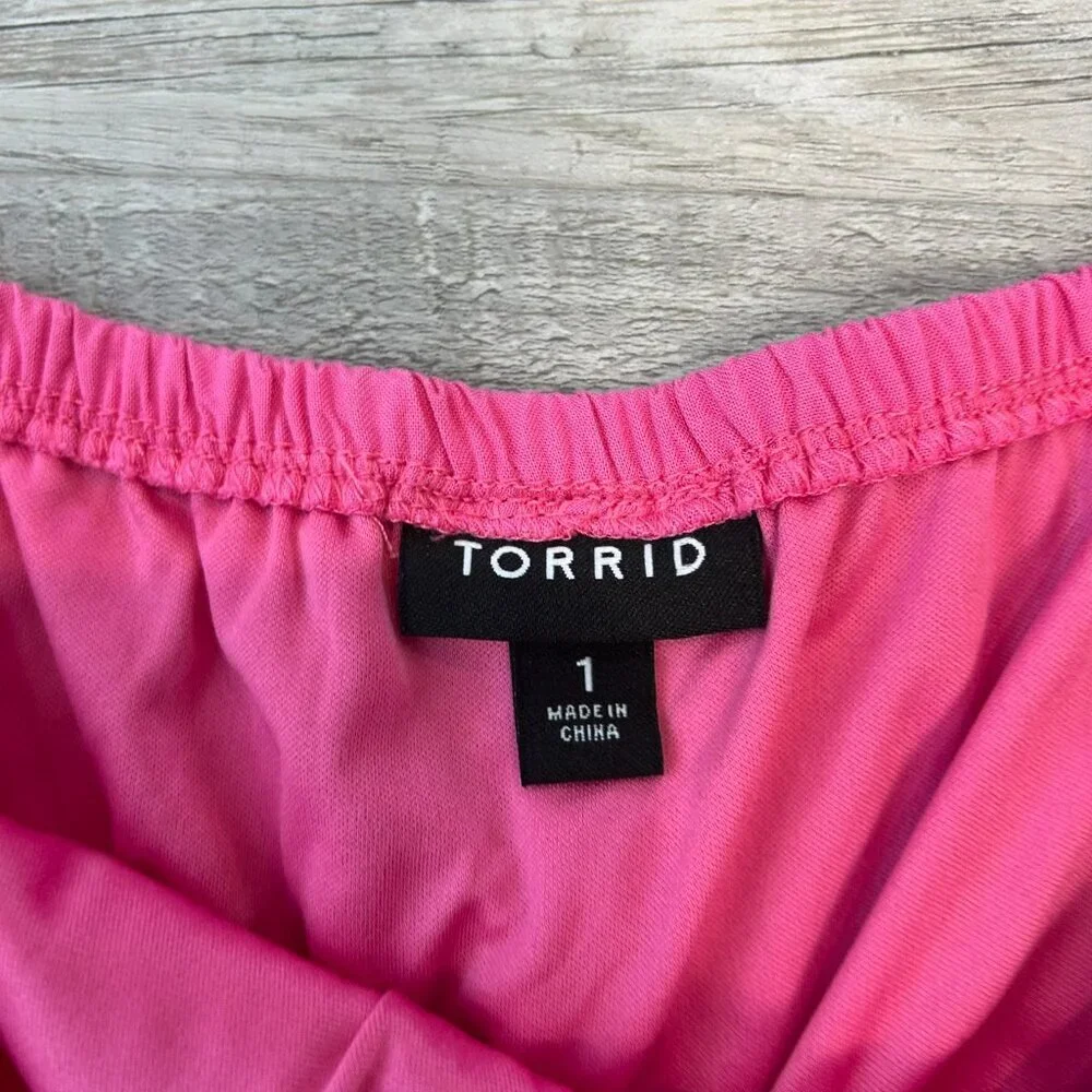 Torrid Pink Babydoll Challis Lace Up Hi Low Top Size 1X Short Sleeve S4